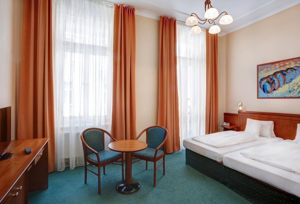 Hotel Westend Mariánské Lázně Værelse billede